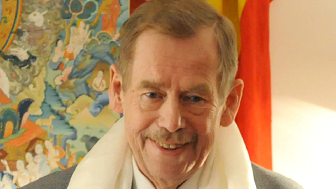 Vaclav Havel a suferit o intervenţie chirurgicală