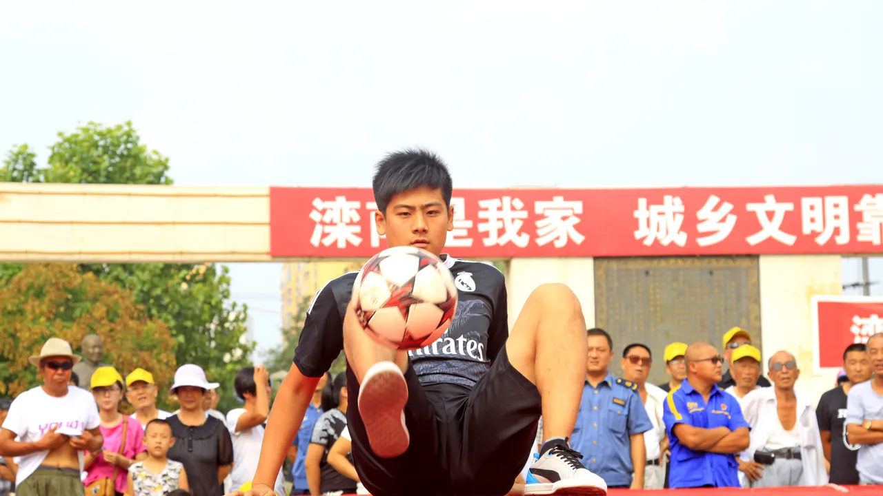A ales banii în defavoarea faimei: Un celebru fotbalist de la Manchester United s-a transferat la o echipă din China