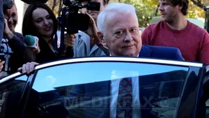 Viorel Hrebenciuc A DEMISIONAT din Parlament: Nu mă răzgândesc, nu demisionez din PSD / Demisia devine efectivă lunea viitoare, odată cu anunţul în plen