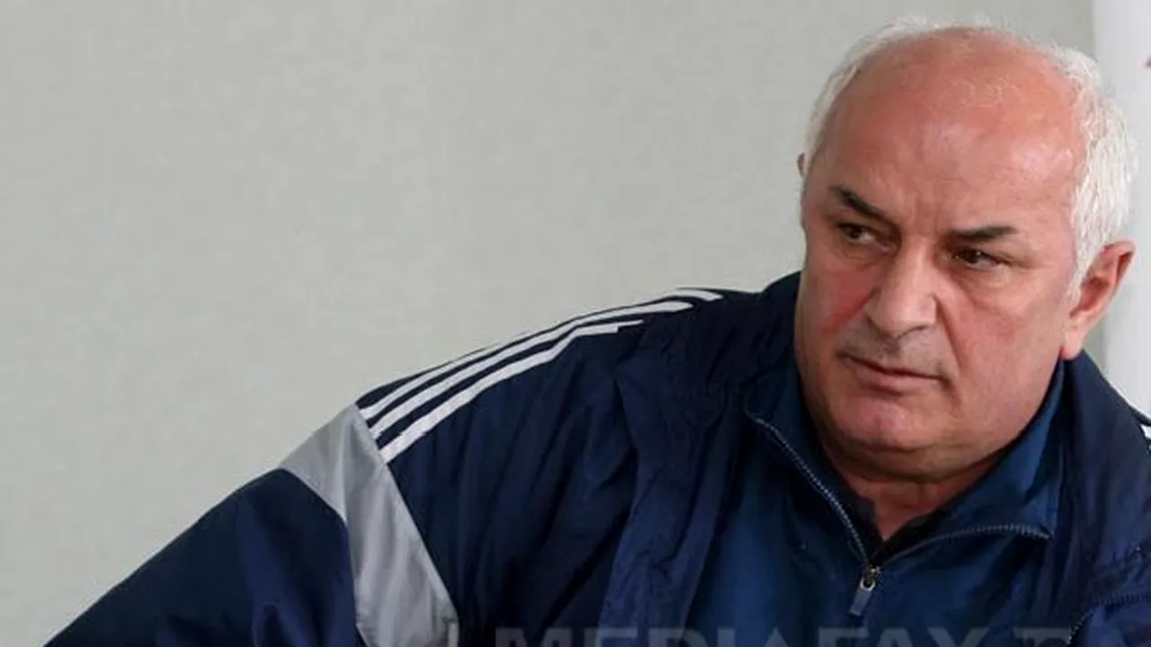 Antrenorul echipei de handbal feminin a României: Îmi doresc să mă retrag de la naţională