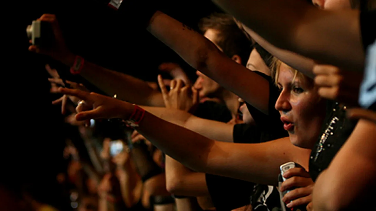Nightlosers va concerta la festivalul world music globalFEST de la New York - VIDEO