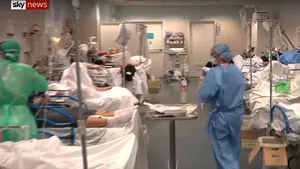 Cum arată un spital din Bergamo, în plină pandemie. Jurnaliştii de la Sky au reuşit să pătrundă înăuntru