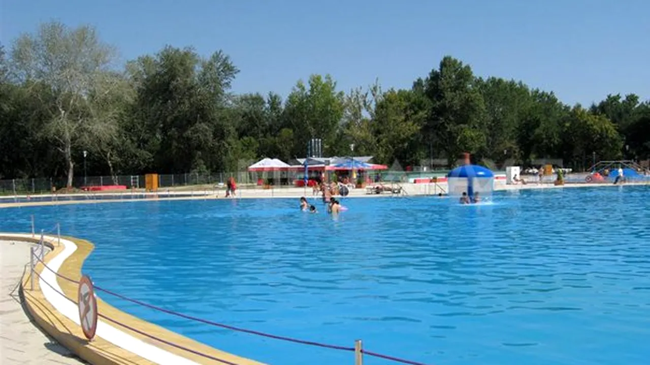 REPORTAJ: Ştrandurile, multe cu investiţii de milioane de euro, 