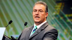 Primarul musulman din Rotterdam le cere islamiştilor să îşi facă bagajele şi să plece