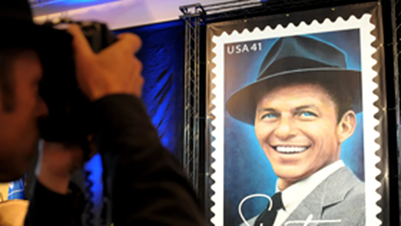 Poşta americană a emis un timbru cu figura lui Frank Sinatra