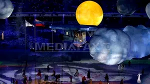 Atmosferă feerică pe stadionul Fişt, la încheierea Jocurilor Olimpice de la Soci - GALERIE FOTO