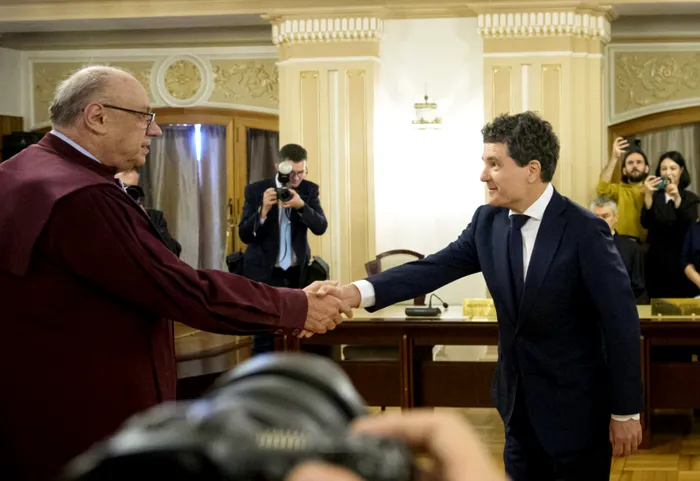OFICIAL! Nicușor Dan este noul președinte al României. Mandatul a fost validat de CCR