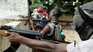 Cel puţin 15 morţi într-o clădire guvernamentală din capitala Somaliei în urma unui atac al-Shabab 