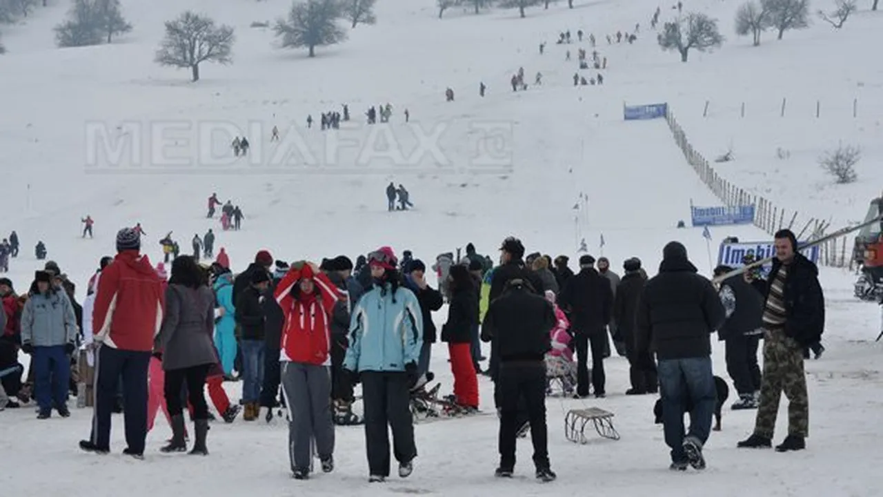 Bistriţa: Sute de oameni au participat la Serbările zăpezii, organizate în Complexul Wonderland - FOTO