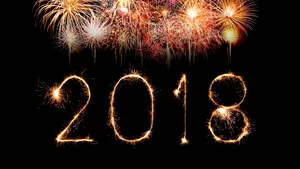 LA MULŢI ANI, România! Bucuria unui nou început pentru 20 de milioane de români, la intrarea în 2018. Revelionul sărbătorit în marile oraşe din ţară - VIDEO