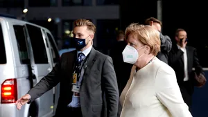 Summitul UE de la Bruxelles, prelungit la patru zile. Negocieri dure pe tema Fondului de relansare, reluate după-amiază 