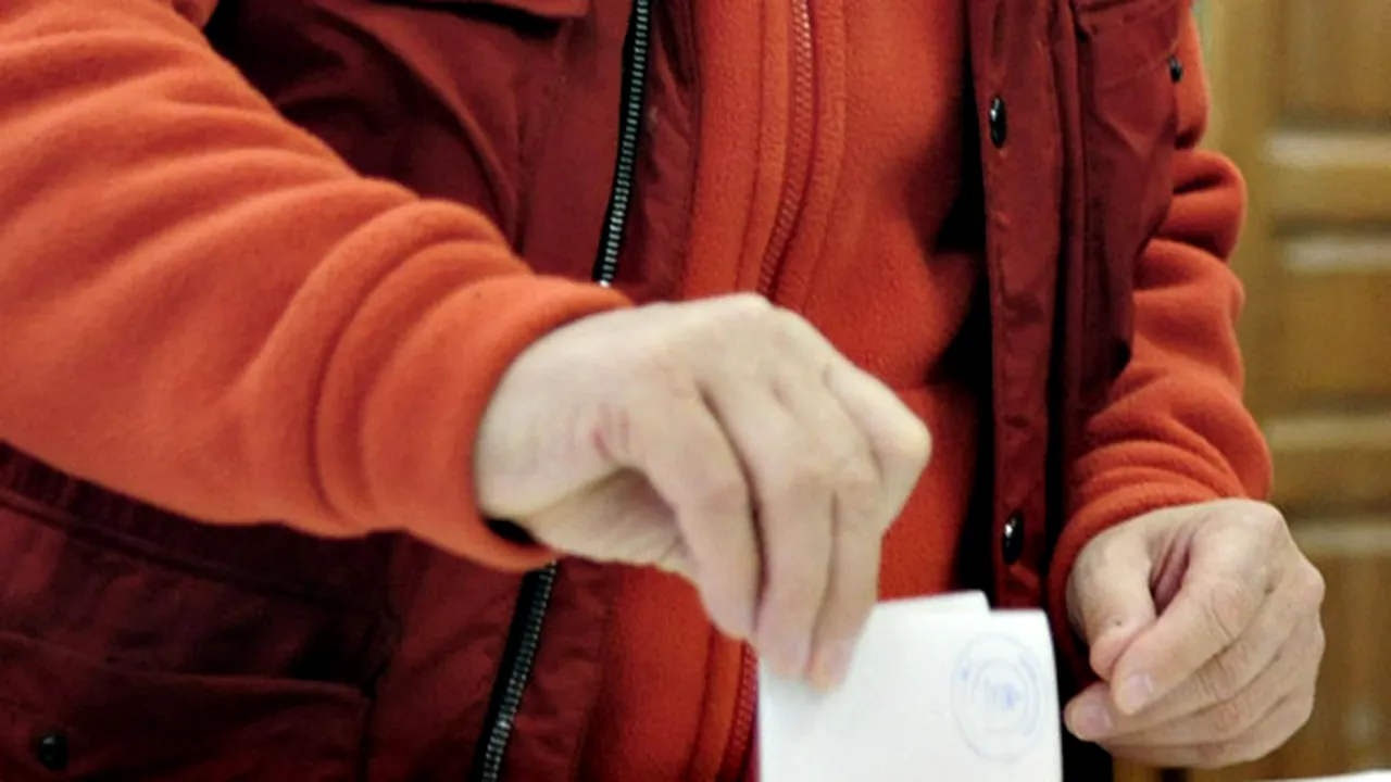 Alegeri în Colegiul 19 - Prezenţă la vot de 14,65  %  la ora 21.00
