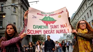 Comisia Roşia Montană le cere celor care vor să participe la dezbaterile de joi să se înscrie online