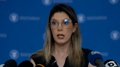 MEDIU Diana Buzoianu:Țevi care deversează în mare și stații GPL îngropate în nisip trag în jos turismul românesc