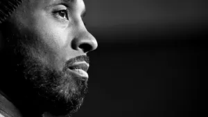 Legendarul baschetbalist Kobe Bryant a murit într-un accident de elicopter, în California. La bord se afla şi fiica lui, în vârstă de 13 ani