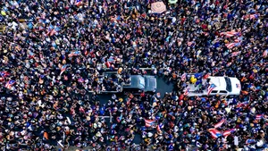 Studiu: Protestele nonviolente sunt mult mai eficiente decât mişcările violente în ceea ce priveşte răsturnarea regimurilor autoritare