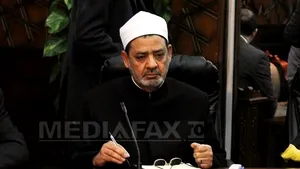 PROTESTELE DIN EGIPT: Liderul comunităţii sunnite s-a retras din funcţie până la încetarea violenţelor