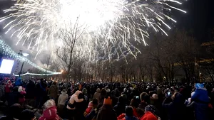 LA MULŢI ANI, 2016! Mii de oameni, la Revelionul organizat în Parcul Titan din Capitală/ Focul de artificii de la Sidney, mai frumos ca niciodată - GALERIE FOTO, VIDEO 