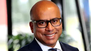 Miliardarul Sanjeev Gupta, în vizită la Galaţi. Patronul Liberty estimează pierderi de 30% ale afacerii, care vor afecta România. „Guvernul ar putea să găsească soluţii”