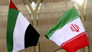 Iranul şi Emiratele Arabe Unite lucrează la îmbunătăţirea relaţiilor diplomatice. Planurile nucleare ale Teheranului prezintă interes pentru statul vecin