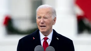 Biden anulează vizita în Roma pentru a gestiona criza incendiilor din Los Angeles