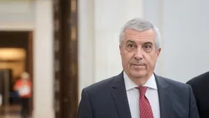 Tăriceanu anunţă o şedinţă a Coaliţiei pentru revizuirea Constituţiei şi modificarea Codului penal