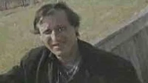 Un gălăţean şi-a stropit familia cu benzină şi i-a dat foc