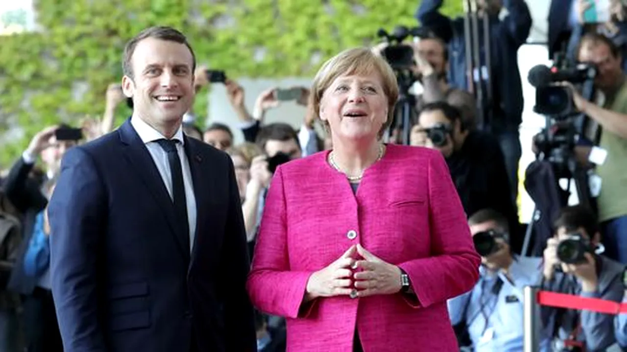 Emmanuel Macron vrea intensificarea relaţiei cu Germania şi aprofundarea integrării europene/ Angela Merkel cere consolidarea zonei euro şi eficientizarea UE