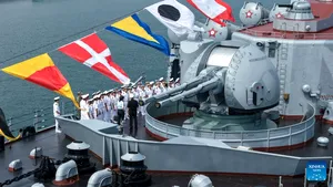 China și Rusia își antrenează împreună flotele. Exerciții cu muniție reală în Marea Galbenă