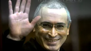 Hodorkovski i-a cerut lui Putin să-l graţieze sub presiunea serviciilor secrete