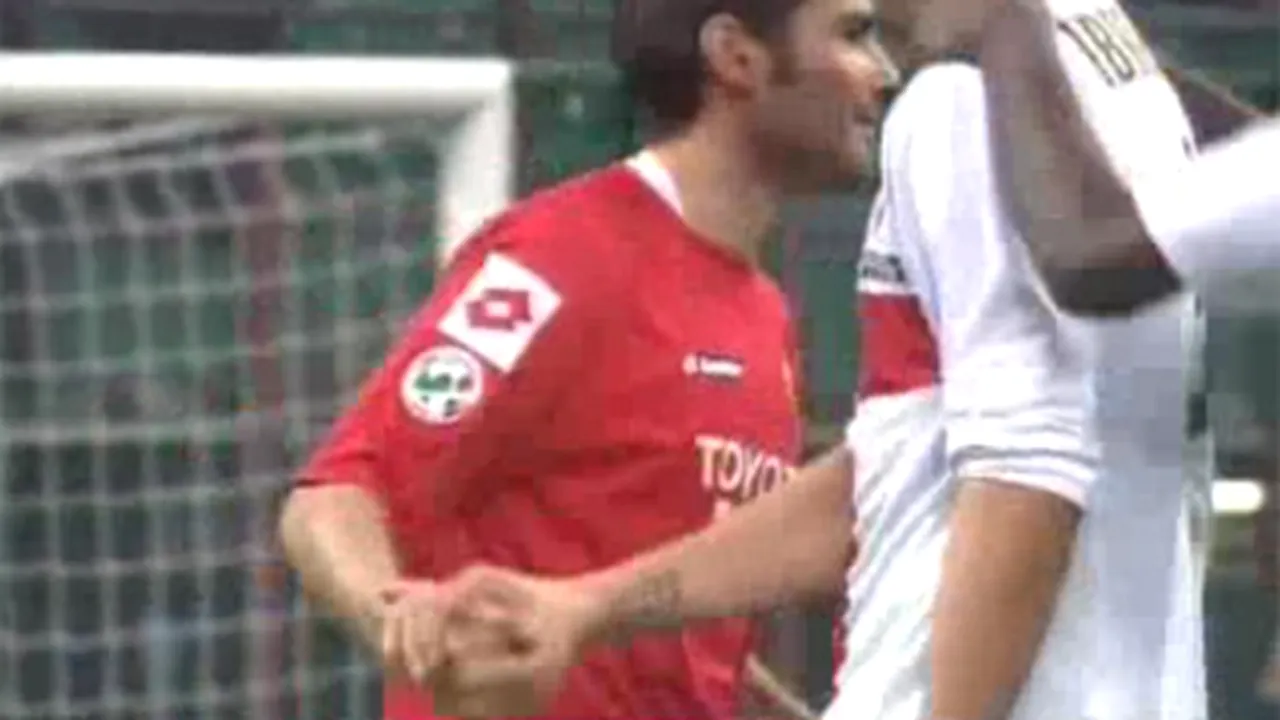 Mutu i-a strâns mâna lui Ibrahimovici după golul marcat (Video)