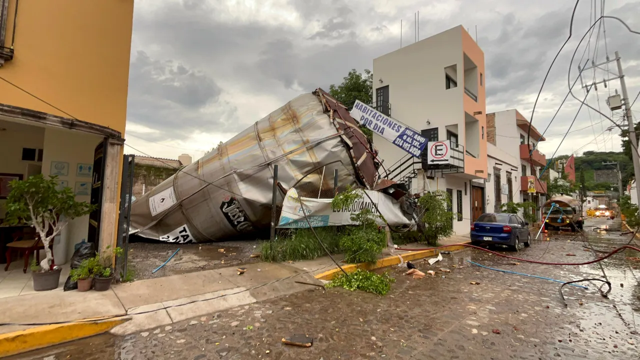 Cel puţin cinci morţi după o explozie la o fabrică de tequila din Mexic