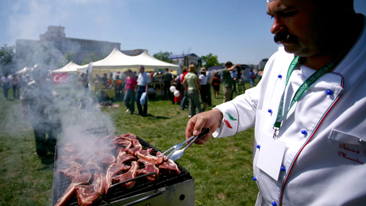 ATENŢIE la căpuşe! Cei muşcaţi pot să devină şi alergici la CARNE pentru întreaga viaţă