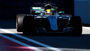 Lewis Hamilton va pleca din pole position la Marele Premiu de Formula 1 al Marii Britanii. Al 67-lea pole position al carierei pentru britanic, care se află la o singură lungime de recordul deţinut de Schumacher