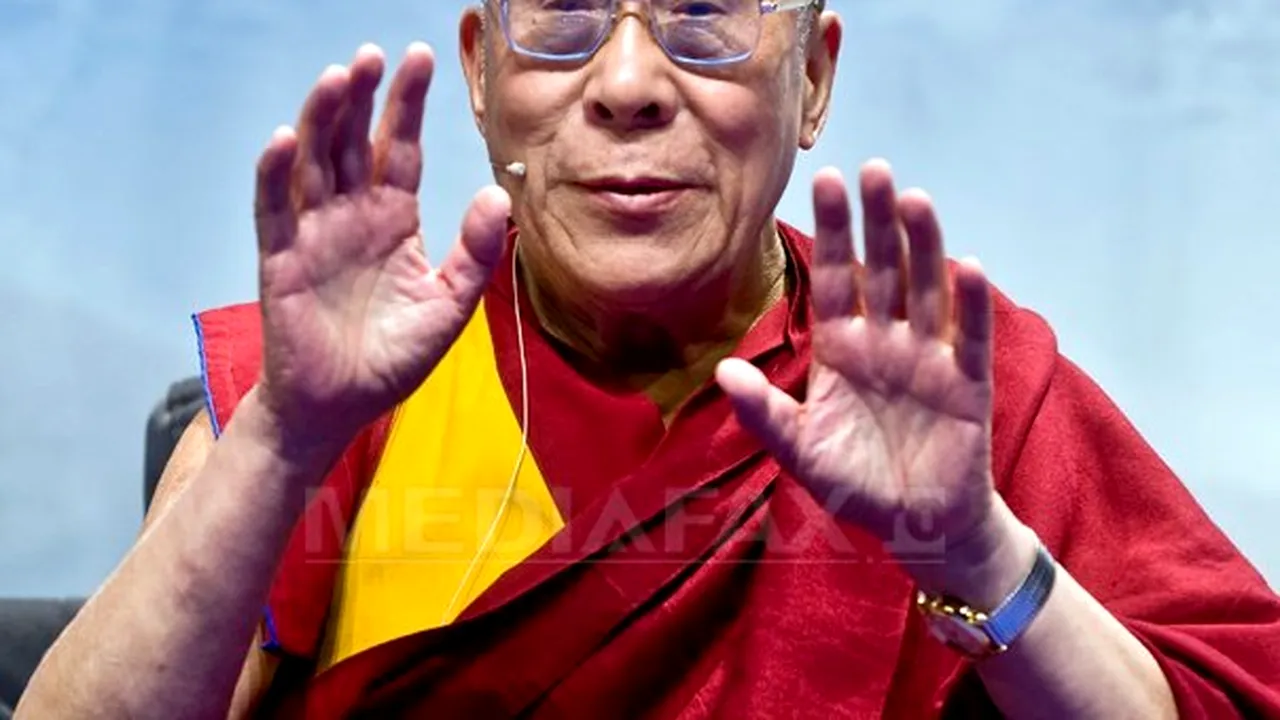 Dalai Lama conversează online cu internauţii chinezi pe Twitter
