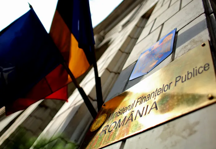 ECONOMIC De unde a încasat statul cei mai mulți bani și pe ce a cheltuit cel mai mult în primele zece luni din 2025. Deficitul a scăzut de la 6,22% la 5,72% din PIB