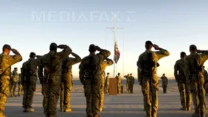 Întâlnire între preşedintele Iohannis şi ministrul britanic al Apărării: Exerciţiile militare româno-britanice vor deveni o practică regulată