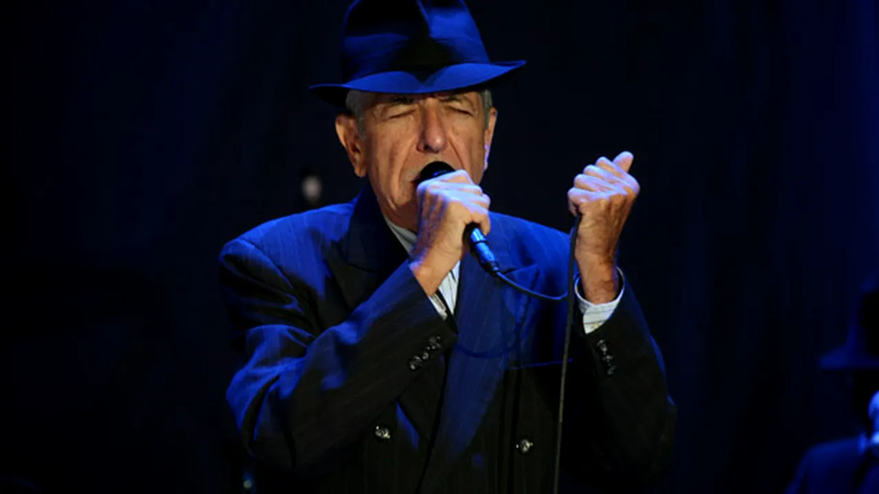 Leonard Cohen şi-a amânat turneul european după ce s-a rănit la spate