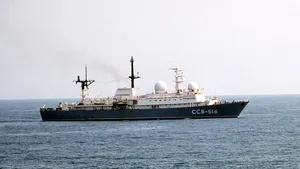 Nava rusă aflată în derivă în Marea Japonia şi-a reluat cursul