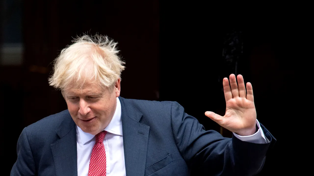 Tatăl lui Boris Johnson vrea să devină cetăţean francez pentru a-şi menţine legăturile cu Uniunea Europeană după BREXIT