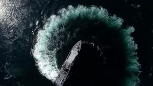 Vine gazul.  OMV Petrom şi Romgaz au început forajul primei sonde de exploatare de gaze naturale din proiectul Neptun Deep. Când va începe livrarea