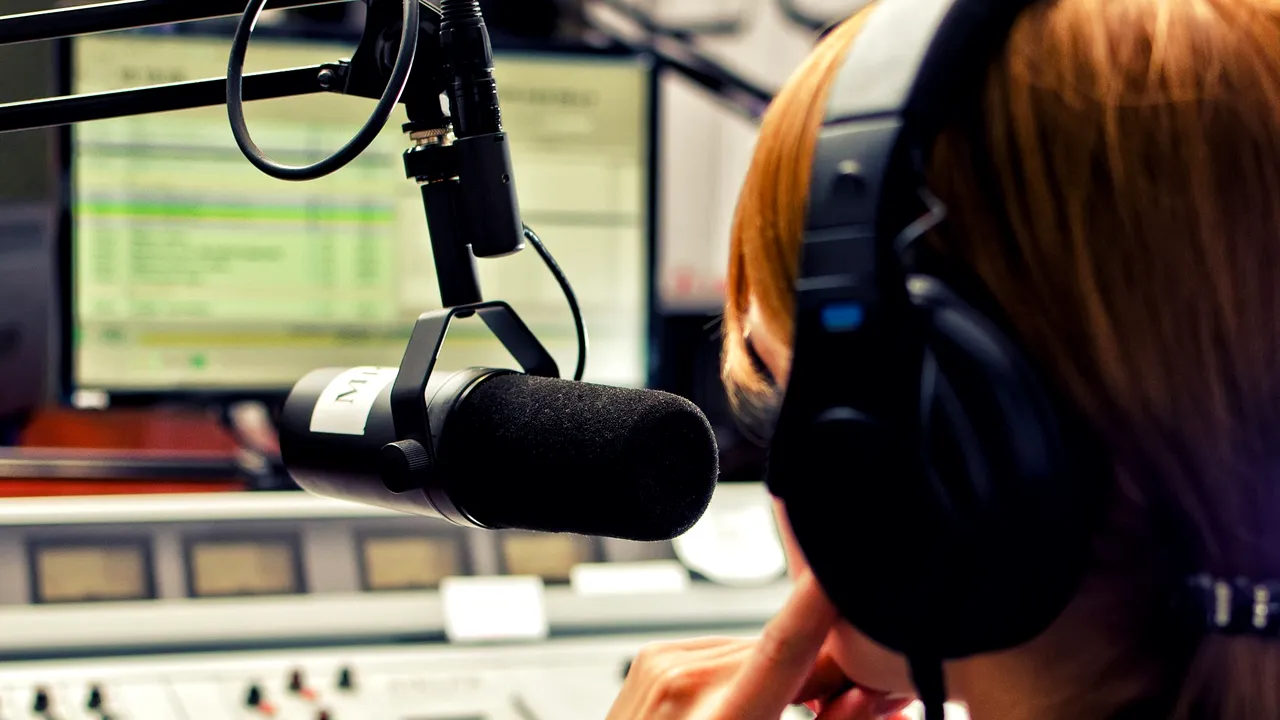 O jurnalistă din Moscova, înjunghiată de către un bărbat în sediul unui post de radio
