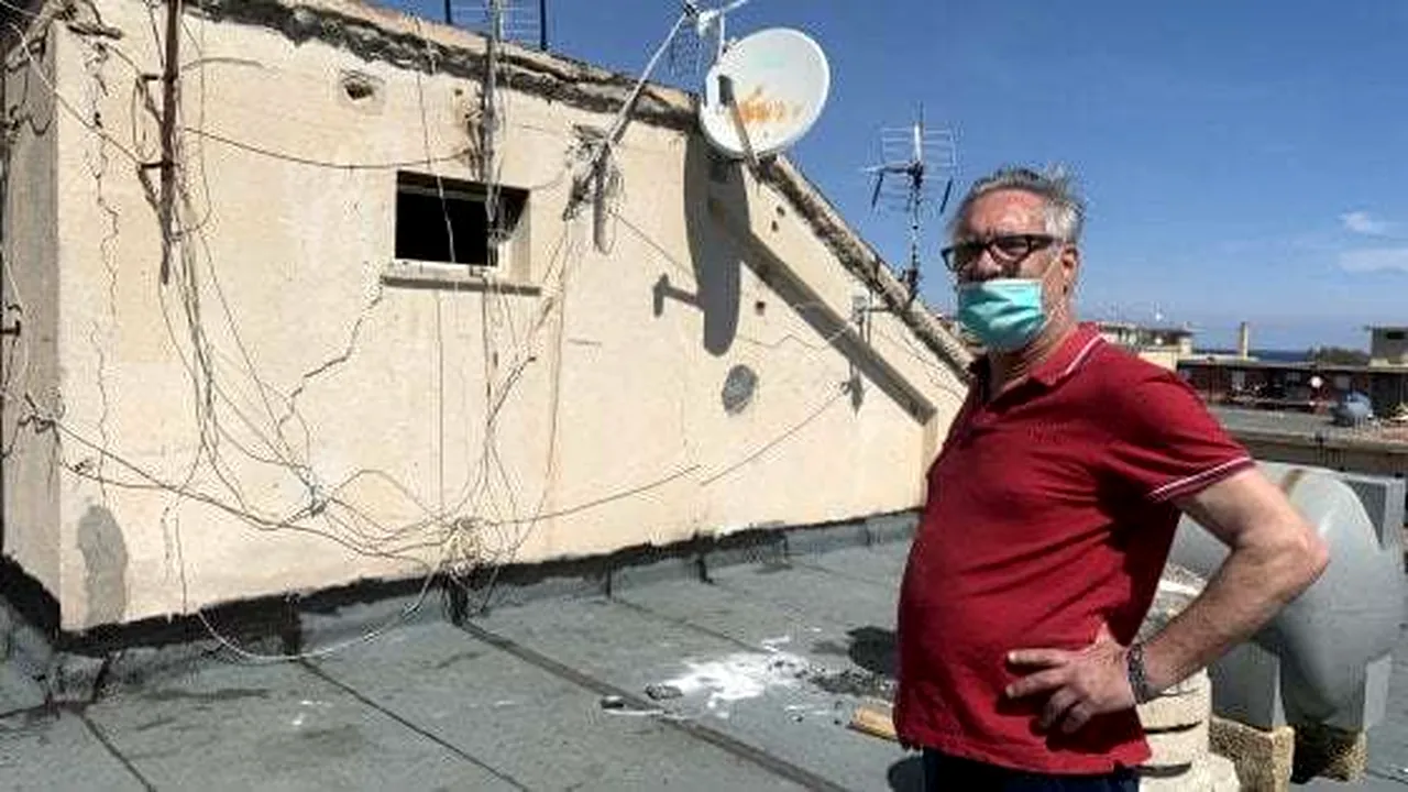 Pensionarul care a făcut grătar pe bloc de Paşte în Italia a găsit o idee de afacere genială 