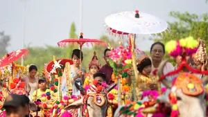Ceremonia „Shinbyu”: sărbătoare plină de culoare