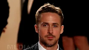 Vedetele şi internetul: Andreea Marin şi Ryan Gosling. Kim Kardashian, într-o cofetărie de fiţe - VIDEO