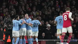 Manchester City a preluat şefia Premier League după victoria din derby-ul cu Arsenal