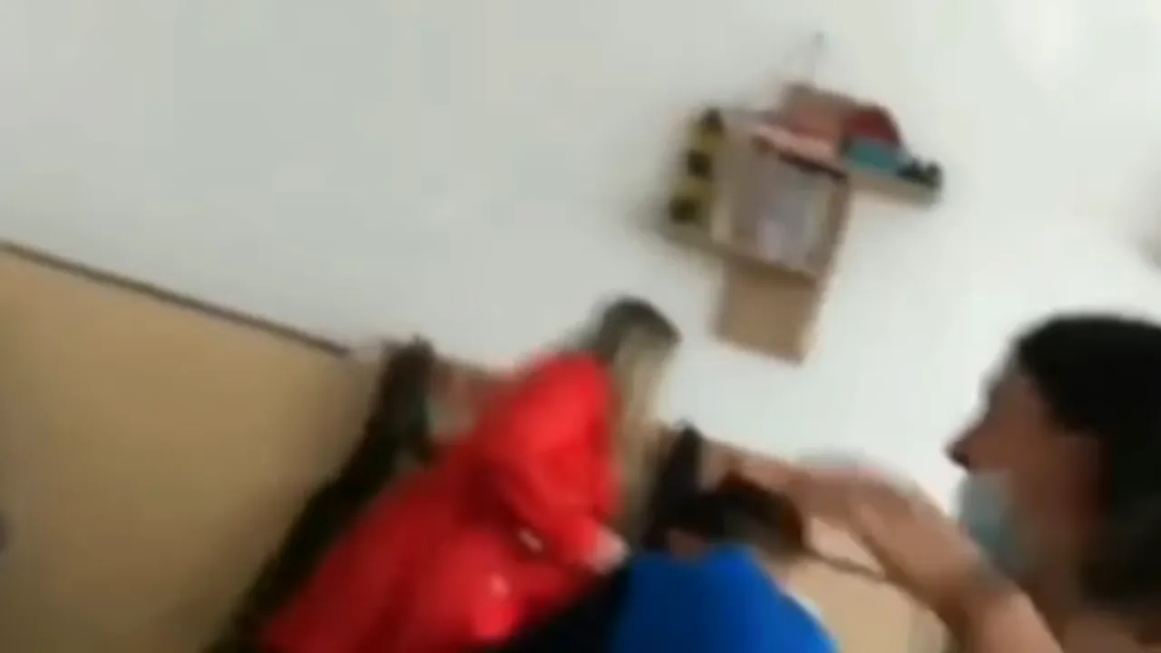 VIDEO Anchetă la o şcoală din Maramureş, după ce o profesoară a lovit mai mulţi elevi. Reacţia Monicăi Anisie: „Toleranţă ZERO la violenţa în şcoli”