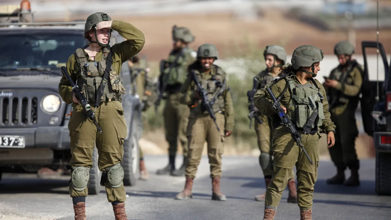 Cel puţin zece militari israelieni şi un civil, răniţi în atacuri palestiniene comise în Cisiordania