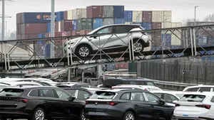 Piaţa auto în august 2024. Ce mărci domină topul înmatriculărilor de maşini noi