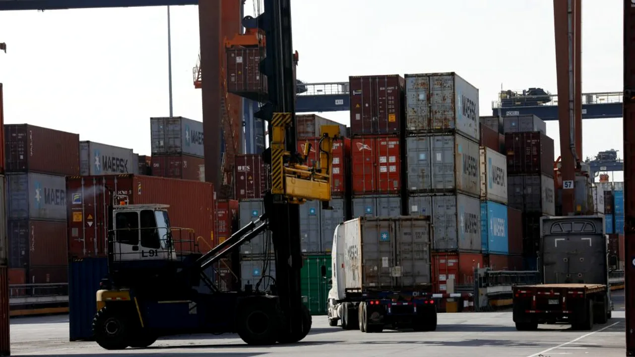 Un conglomerat din Hong Kong solicită despăgubiri în valoare de 1,5 miliarde de dolari din partea Panama